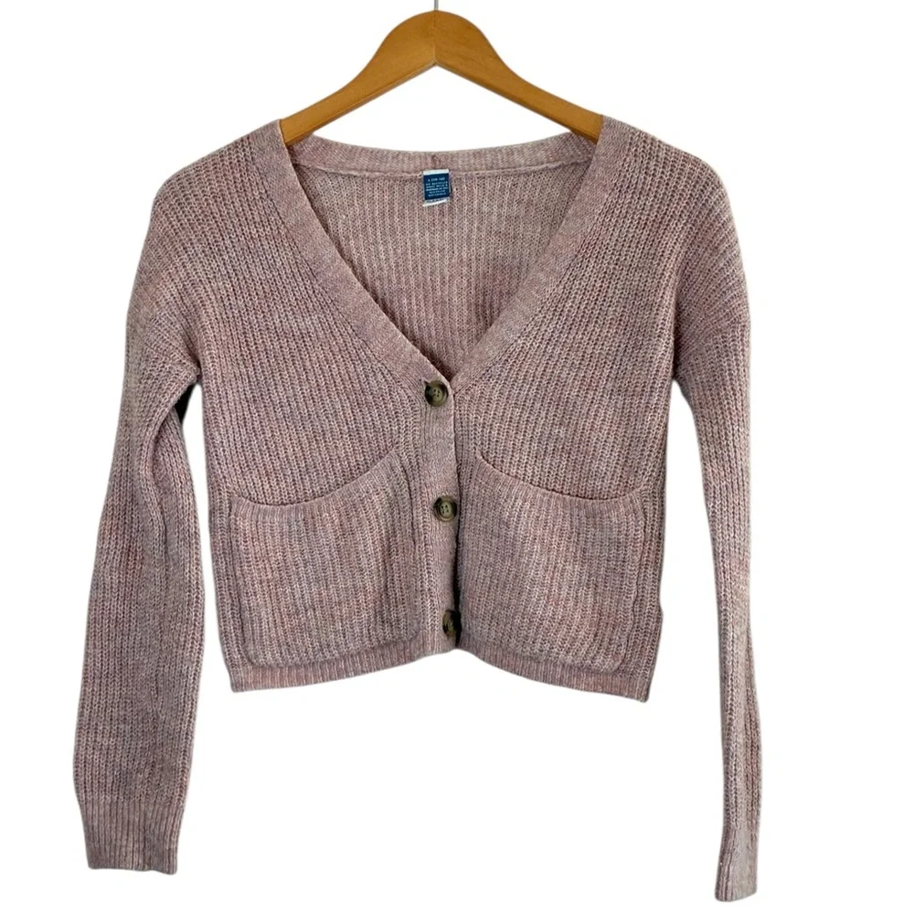 Old Navy | Pink knit wool blend cropped button front chunky cardigan